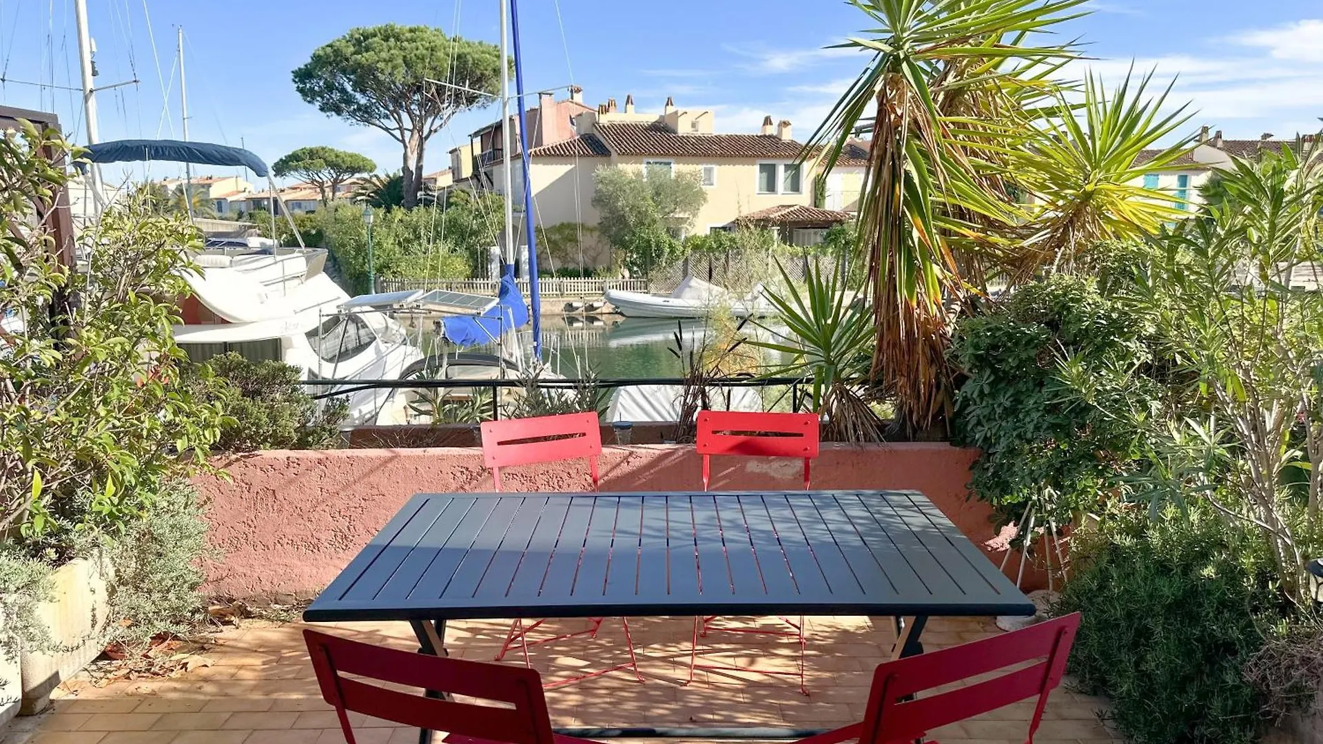 Appartement Port Grimaud 2/4 Pers Avec Grande Terrasse
